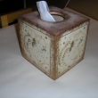Andlsk krabice na kapesnky v netradinm tvaru krychle - materil: devo
